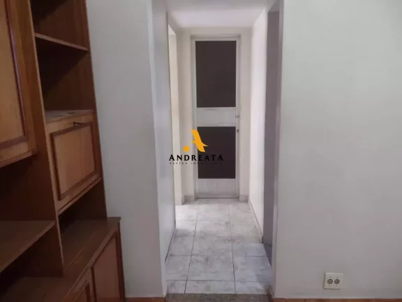 Imagem Gloria - Rua Santo Amaro - Vendo ótimo apto 2 quartos , boa cozinha - localiação privilegiada - R$390.000,00 - Agende uma visita!