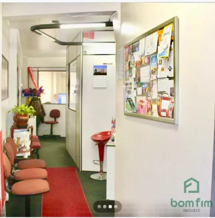 Imagem Conjunto comercial / sala para aluguel, Centro Histórico, Porto Alegre