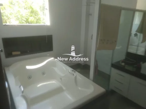 Imagem Luxuosa Casa Triplex no Condomínio Sol do Vale - Retiro do Congo - Jucu, Vila Velha