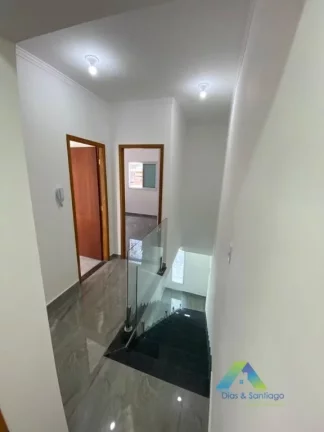 Imagem SANTO ANDRÉ Sobrado 144M² novo, 3 dormitórios, 3 vagas com ótima localização e valor !!!