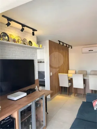 Imagem Apartamento à venda com 2 quartos, sendo 1 suíte, no condomínio Alto São Francisco, São Paulo - SP