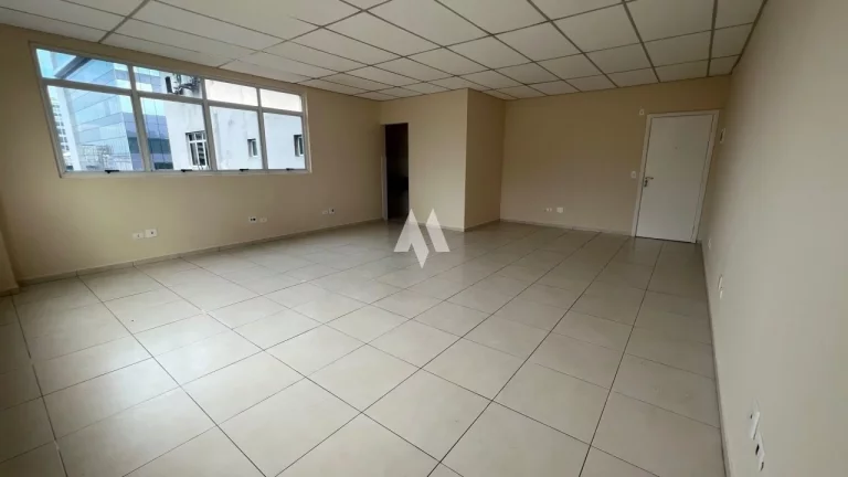 Imagem Sala comercial para locação com 50m2, na Vila Mathias, em Santos