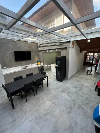 Imagem Casa em Condomínio impecável será entregue com tudo dentro! Toda reformada nova