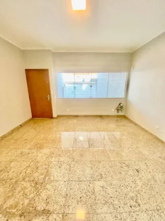 Imagem Sobrado Maravilhoso 174 m² 3 Dormitórios sendo 1 Suíte e 2 Vagas