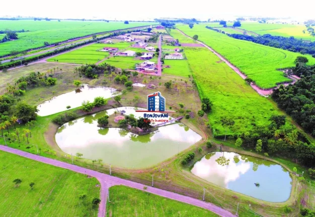Imagem Terreno à venda com 870m² de Frente para o Rio  Mendonça/SP