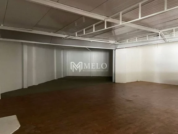 Imagem Oportunidade em PIEDADE: Casa Comercial, 800m², 03qts, 01suite,,.