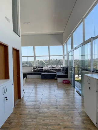 Imagem Sitio dos Sonhos em Sorocaba - Um Paraíso Verde para Você e Sua Família Imagine... Acordar ao som dos pássaros, com o sol banhando sua casa em meio a