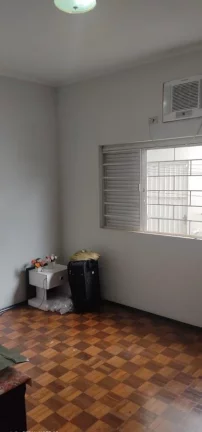Imagem Casa para Venda em Araçatuba, Vila Mendonça, 3 dormitórios, 2 banheiros, 2 vagas