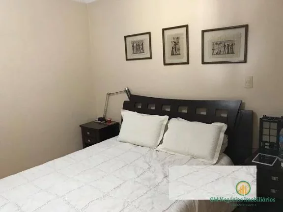 Imagem Linda Casa de 4 dormitórios, 2 suítes, 4 vagas, piscina em condomínio