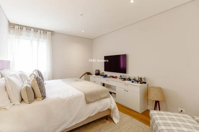 Imagem Apartamento alto padrão com 2 suítes no Itaim Bibi