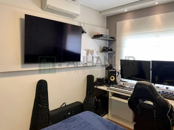 Imagem Vendo apartamento na Vila Nova Conceição. Requinte e muito bom gosto, neste incrível apartamento... São 4 dormitórios, sendo 2 suítes. O piso de ma