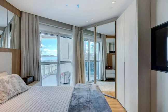 Imagem Diferenciado com 4 dormitórios à venda sendo 4 suítes, 288 m² por - R$ 12.900.000,00 - Centro - Bal. Camboriú/SC