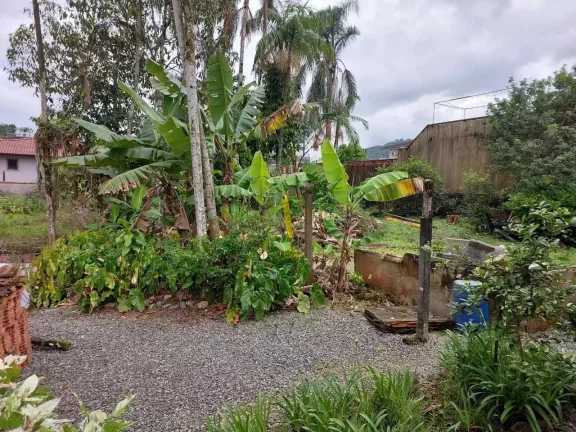 Imagem Casa com 3 dormitórios e terreno plano de 970m² – Joinville/SC