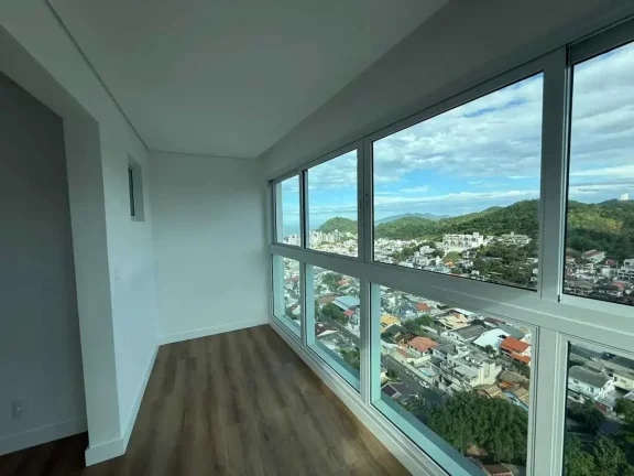 Imagem Apartamento com 2 dormitórios sendo 1 suíte e 1 vaga de garagem em Balneário Camboriú