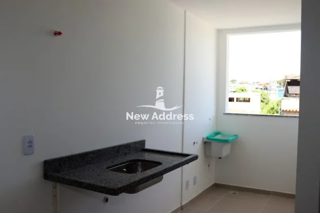 Imagem Apartamento 46,92 m² com varanda, 2 quartos e 1 vaga de garagem coberta, em condomínio completo com lazer e segurança.