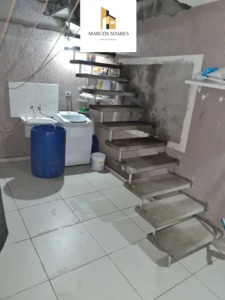 Foto do imóvel: Casa à venda, no bairro Menk/Osasco, possui 141 de área construida