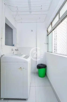 Imagem Apartamento com 2 dormitórios à venda, 70 m² por R$ 750.000,00 - Moema - São Paulo/SP