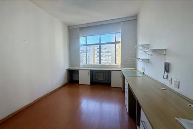 Imagem Sala comercial 35m² REFORMADA a venda Posto 5 de Copacabana