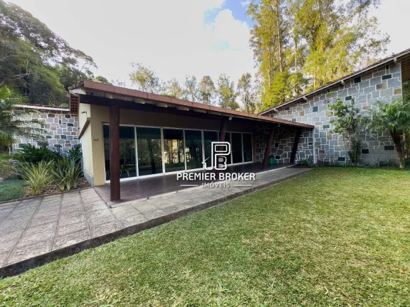 Imagem Apartamento com 3 dormitórios à venda, 124 m² por R$ 990.000,00 - Pimenteiras - Teresópolis/RJ