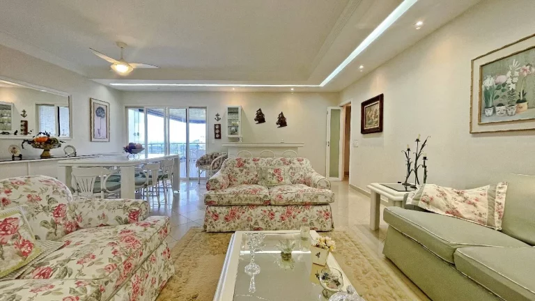 Imagem *Seu refúgio à beira-mar na Riviera: Apartamento amplo com vista para o mar