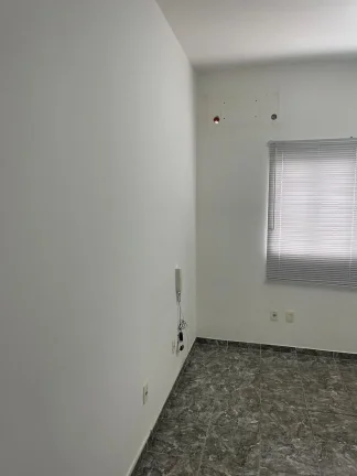 Imagem Sala comercial para locação em Sorocaba-SP, no Jardim Maria Antônia Prado. 20m², 1 sala, 1 banheiro, 5 vagas de garagem.