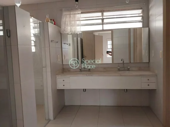 Imagem MARAVILHOSA CASA PARA REFORMA CIDADE JARDIM *380M2 AREA UTIL *520M2 TERRENO *04 QUARTOS SENDO 1 SUIT...