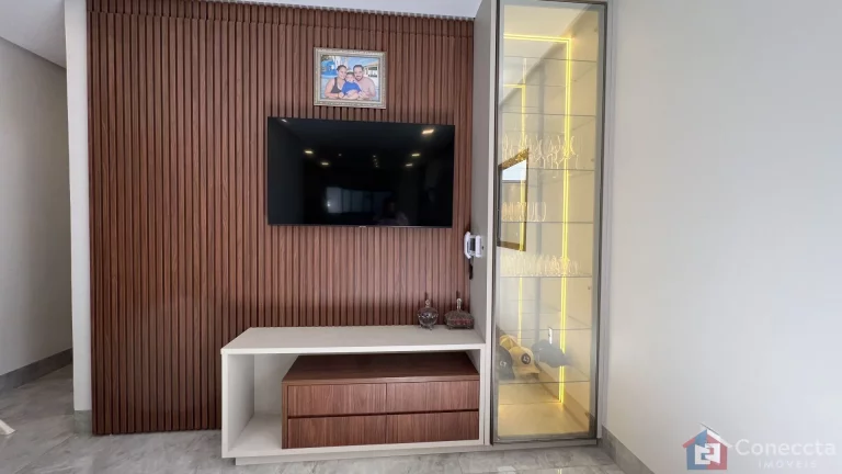 Imagem Casa à Venda no Bairro Eldorado – Alto Padrão, 3 Quartos e Espaços Integrados