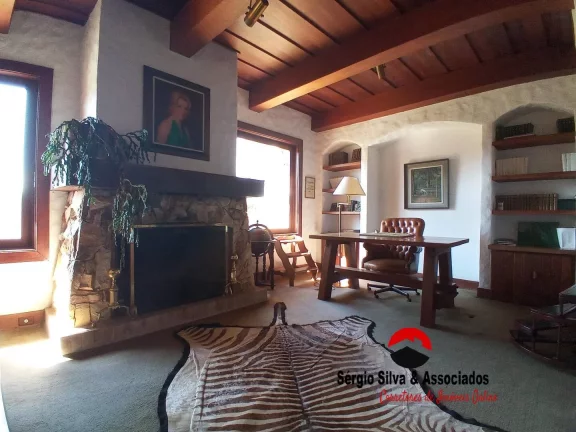 Imagem Casa com 06 Suítes à Venda, 1450 m² por R$ 8000.000,00 - Vila Capivari