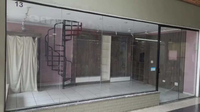 Imagem Salão para alugar, 67 m² por R$ 5.100,00/mês - Centro - Suzano/SP