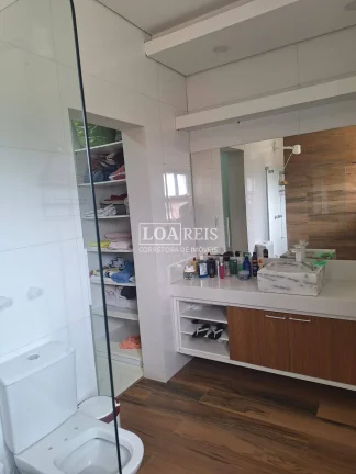 Imagem Vale dos Lagos | 3 Dorms (1 Suíte) | 6 Vagas | 399 m²