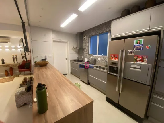 Imagem Apartamento com 3 dormitórios à venda, 135 m² por R$ 1.500.000,00 - Gonzaga - Santos/SP