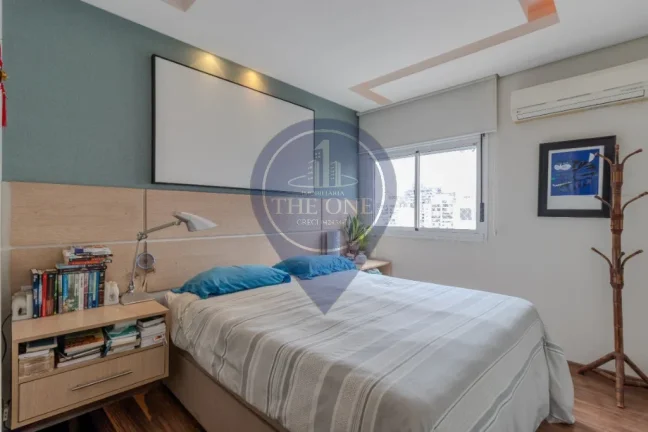 Imagem Apartamento à venda em Moema, São Paulo-SP - 2 quartos, 2 salas, 2 banheiros, 2 vagas, 70m².