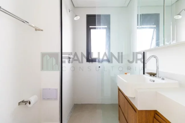 Imagem Apartamento para locação em São Paulo-SP, Cerqueira César: 2 quartos, 2 suítes, 3 salas, 1 vaga - 92m². Venha conferir!