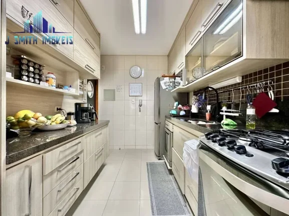 Imagem Sobrado 3dorms. 1suíte, escritório, ar-condicionado, lareira! Cond. Lazer