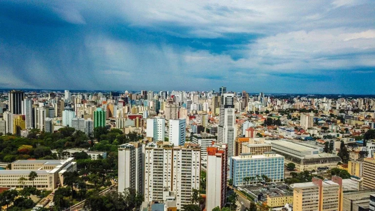 Imagem Terreno Centro Cívico
