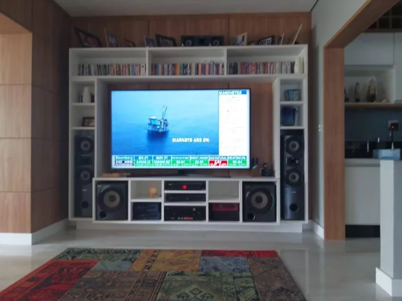 Imagem Cobertura Duplex à Venda no bairro Indaiá em Caraguatatuba