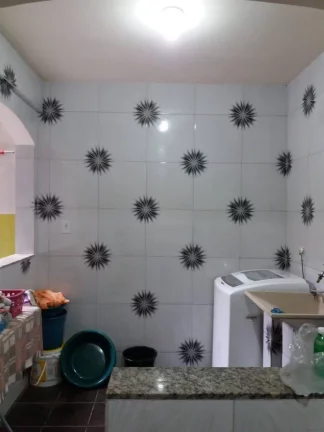 Imagem Sobrado com 4 dormitórios para alugar, 240 m² por R$ 2.400/mês - Parque Gerassi - Santo André/SP