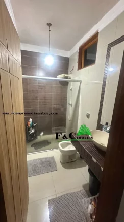 Imagem Sobrado para Venda em Limeira, Jardim Residencial Dona Santina Paroli Peccinini, 3 dormitórios, 1 suíte, 2 banheiros