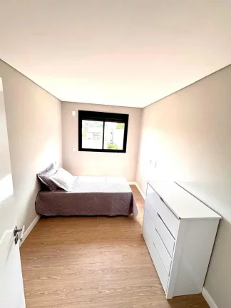 Imagem Apartamento com 2 dormitórios sendo 1 suíte e 1 vaga na Praia dos Amores em Balneário Camboriú
