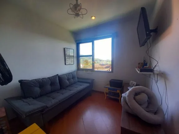 Imagem Casa em Condomínio para Venda em Teresópolis / RJ no bairro Iucas