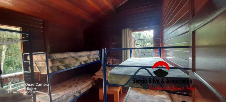 Imagem Casa a Venda na Região da Vila Natal Campos do Jordão - SP.