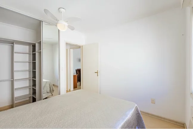 Imagem Apartamento à venda em Porto Alegre, São João, com 1 quarto, 48m²