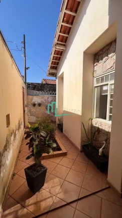 Imagem EXCELENTE CASA À VENDA NO JARDIM NOEMIA
