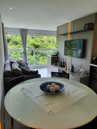 Imagem Apartamento mobiliado com 2 suítes e 2 vagas de garagem no bairro Ressacada em Itajaí