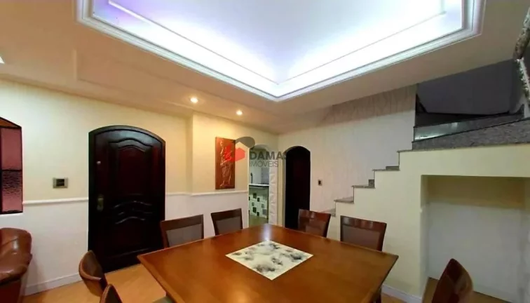 Imagem Sobrado à venda 2 Quartos, 1 Suite, 2 Vagas, 238M², Barcelona, São Caetano do Sul - SP