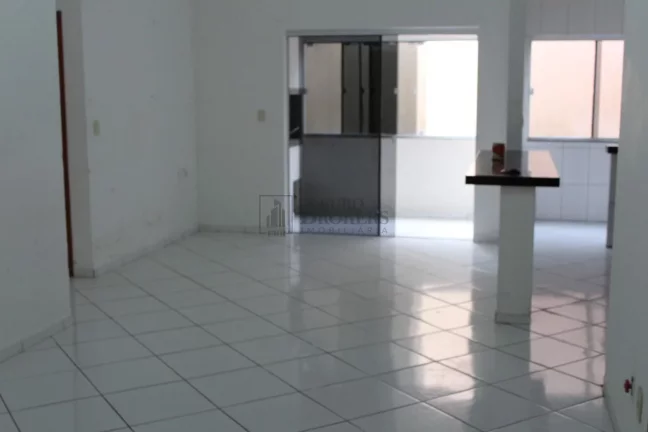 Imagem Apartamento com 3 dormitórios à venda nas Nações em Balneário Camboriú/SC