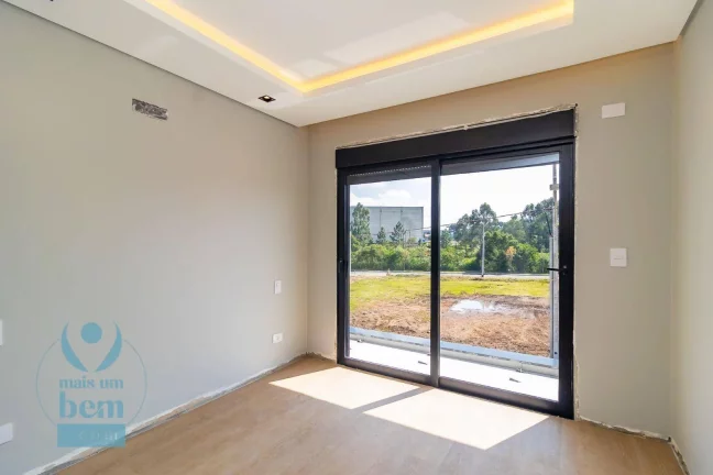 Imagem Sobrado Alto Padrão com 3 Suítes, 4 Vagas, Espaço Gourmet à venda, 290 m² por R$ 1.700.000 - Costeira - São José dos Pinhais/PR