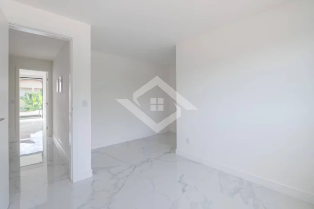 Imagem Casa Duplex 4 Suítes e 317m² no Recreio dos Bandeirantes |