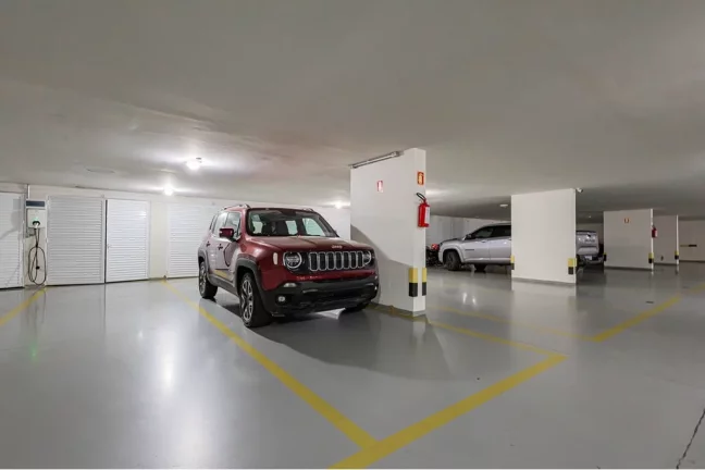 Imagem Apartamento à venda em Porto Alegre, Petrópolis, com 3 quartos, 305m2 Imagem Apartamento à venda em Porto Alegre, Petrópolis, com 3 quartos, 305m2