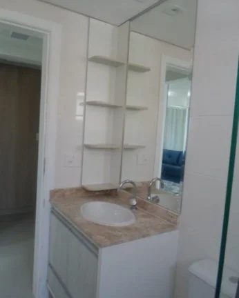 Imagem Apartamento à venda no Guarujá na Praia das Pitangueiras.
